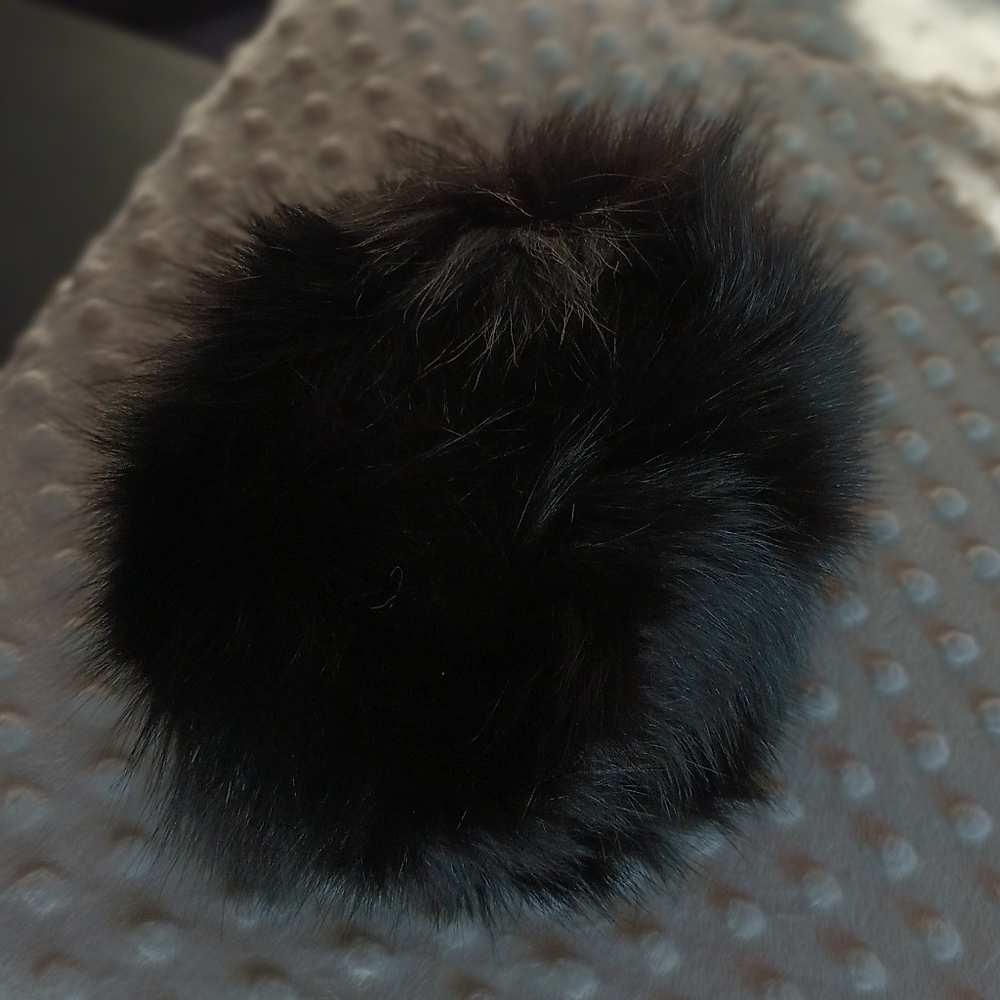 Animal Fur cuff